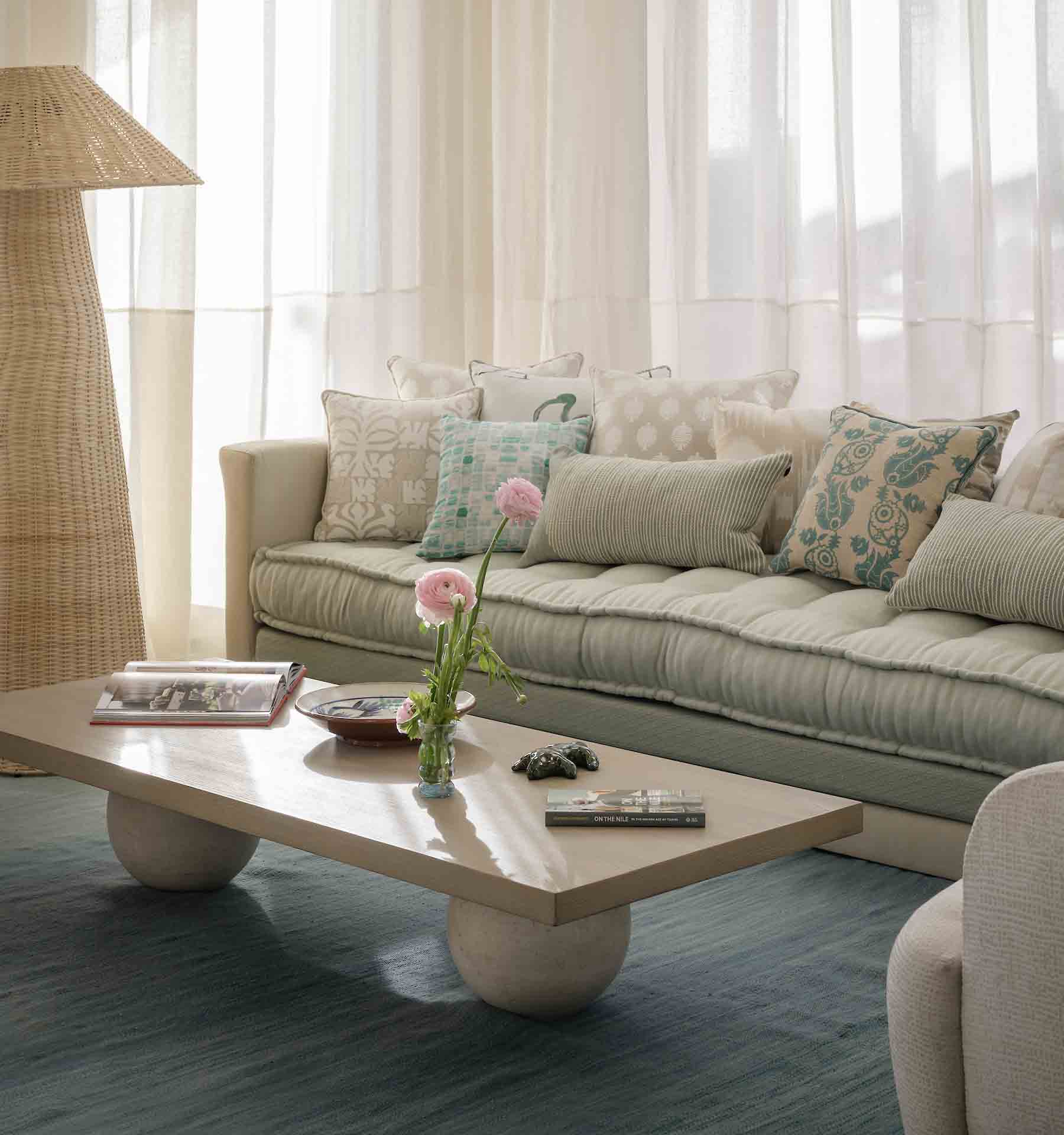 Lotus Sofa