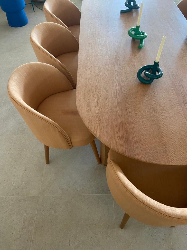 Pill Dining Table